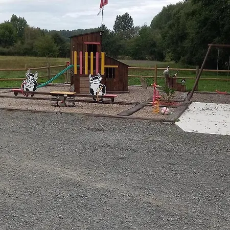 Emplacement Toile De Tente , Caravane Ou Car Camping *